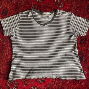 90s vintage grey striped shirt sleeve v-neck t-shirt top medium